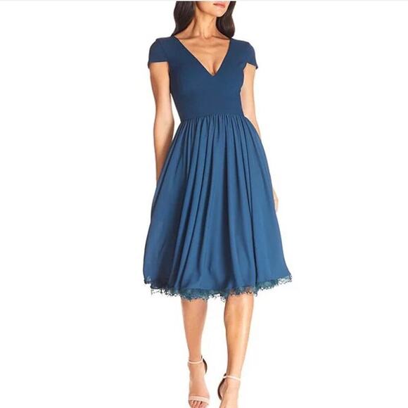 Dress the Population Corey V-Neck Cap Sleeve Lace Hem Dress Blue Size Large - Picture 1 of 11